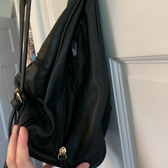 Faux leather black convertible crossbody/mini backpack purse - Picture 5 of 11